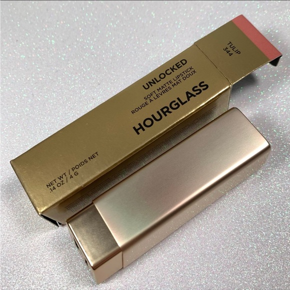 Hourglass Lipstick Tulip 344 - Picture 5 of 6